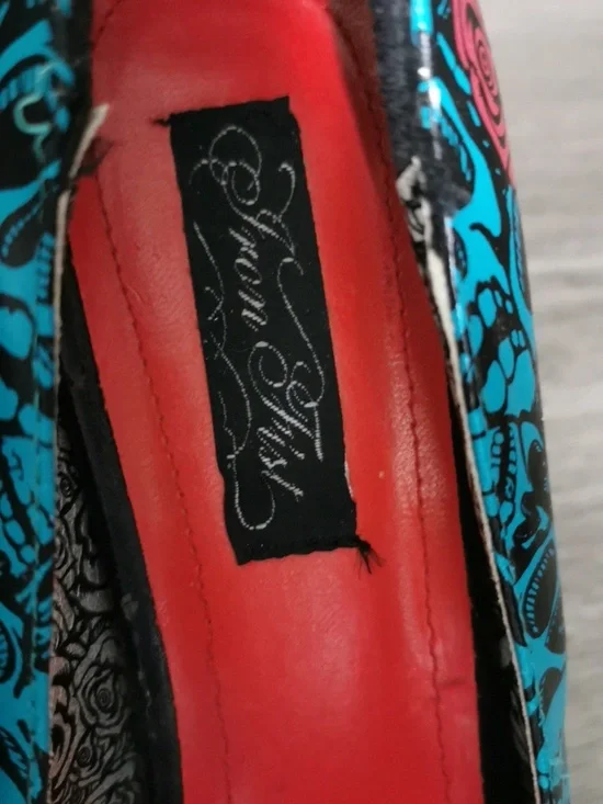 Iron Fist Vintage Y2K Muerte Punk Skull Rose Print High Heel Pumps. Size 10. - Picture 5 of 14